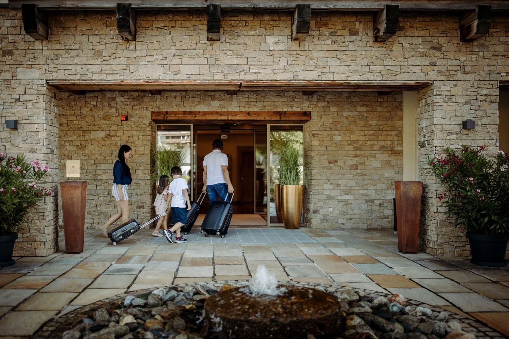 Das Gemuetliche Dorfhotel Kaltenhauser Hollersbach im Pinzgau Ngoại thất bức ảnh