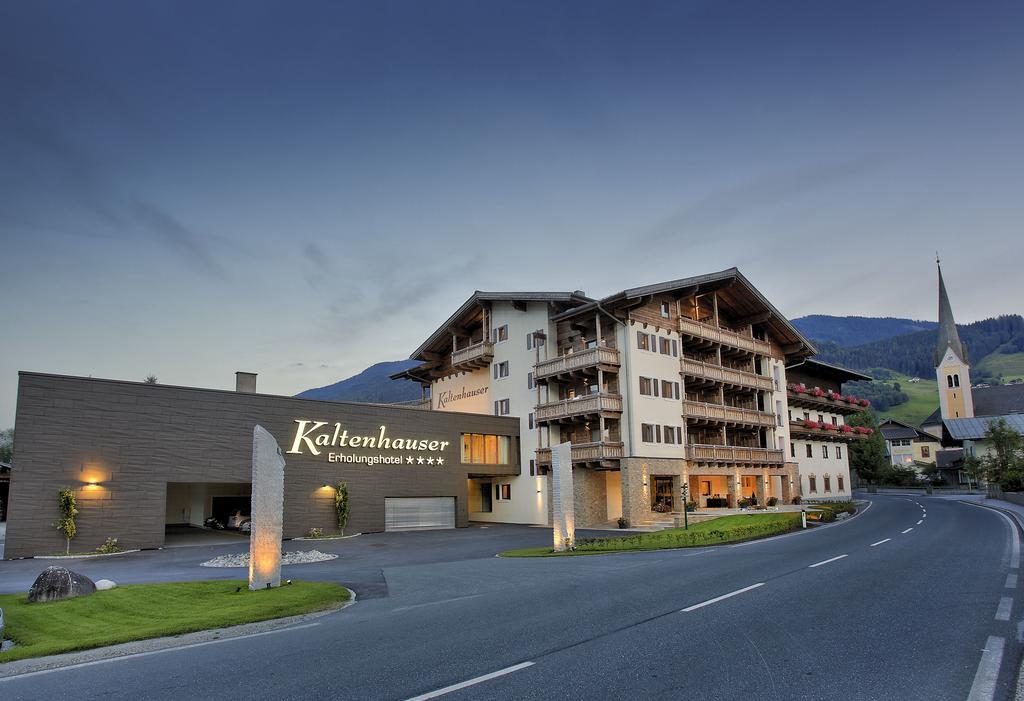 Das Gemuetliche Dorfhotel Kaltenhauser Hollersbach im Pinzgau Ngoại thất bức ảnh