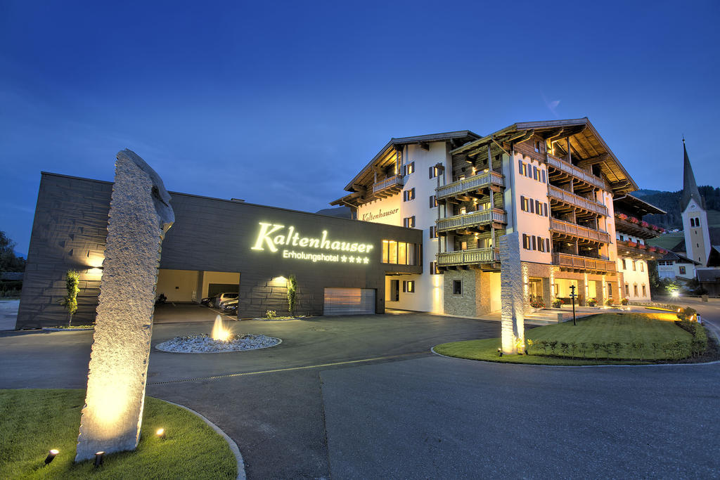 Das Gemuetliche Dorfhotel Kaltenhauser Hollersbach im Pinzgau Ngoại thất bức ảnh