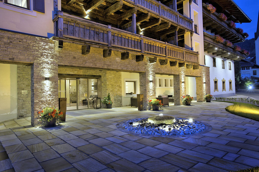 Das Gemuetliche Dorfhotel Kaltenhauser Hollersbach im Pinzgau Ngoại thất bức ảnh